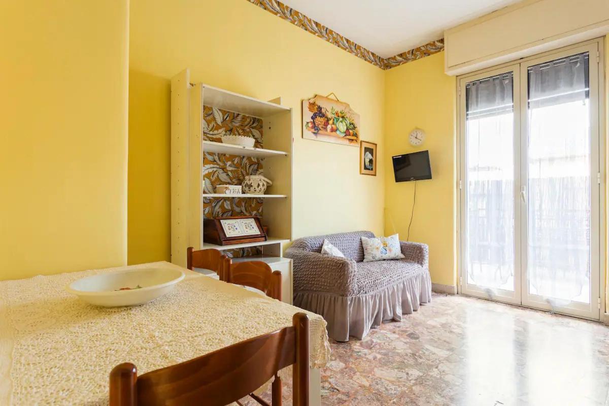 Top Floor Apartment Near Historic Fortino Catánia Buitenkant foto